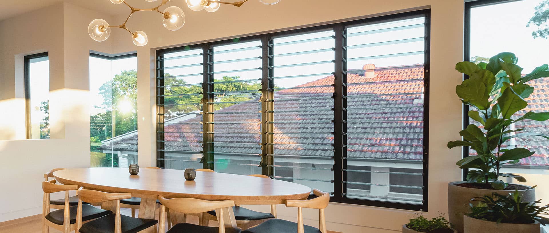 Fixed Windows 6 Louvre Window